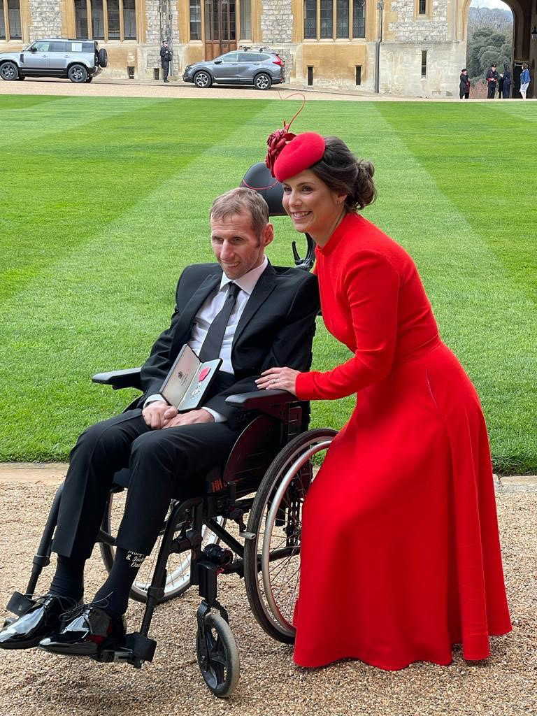 Rob Burrow receiving MBE