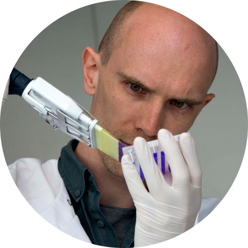 A picture of Dr Russell McLaughlin