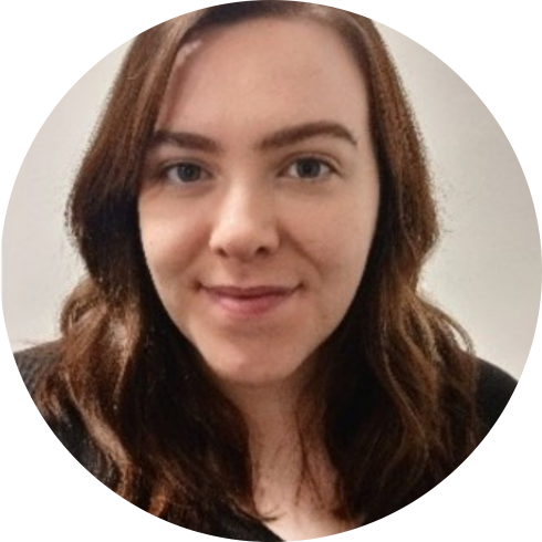 A picture of Dr Holly Spence