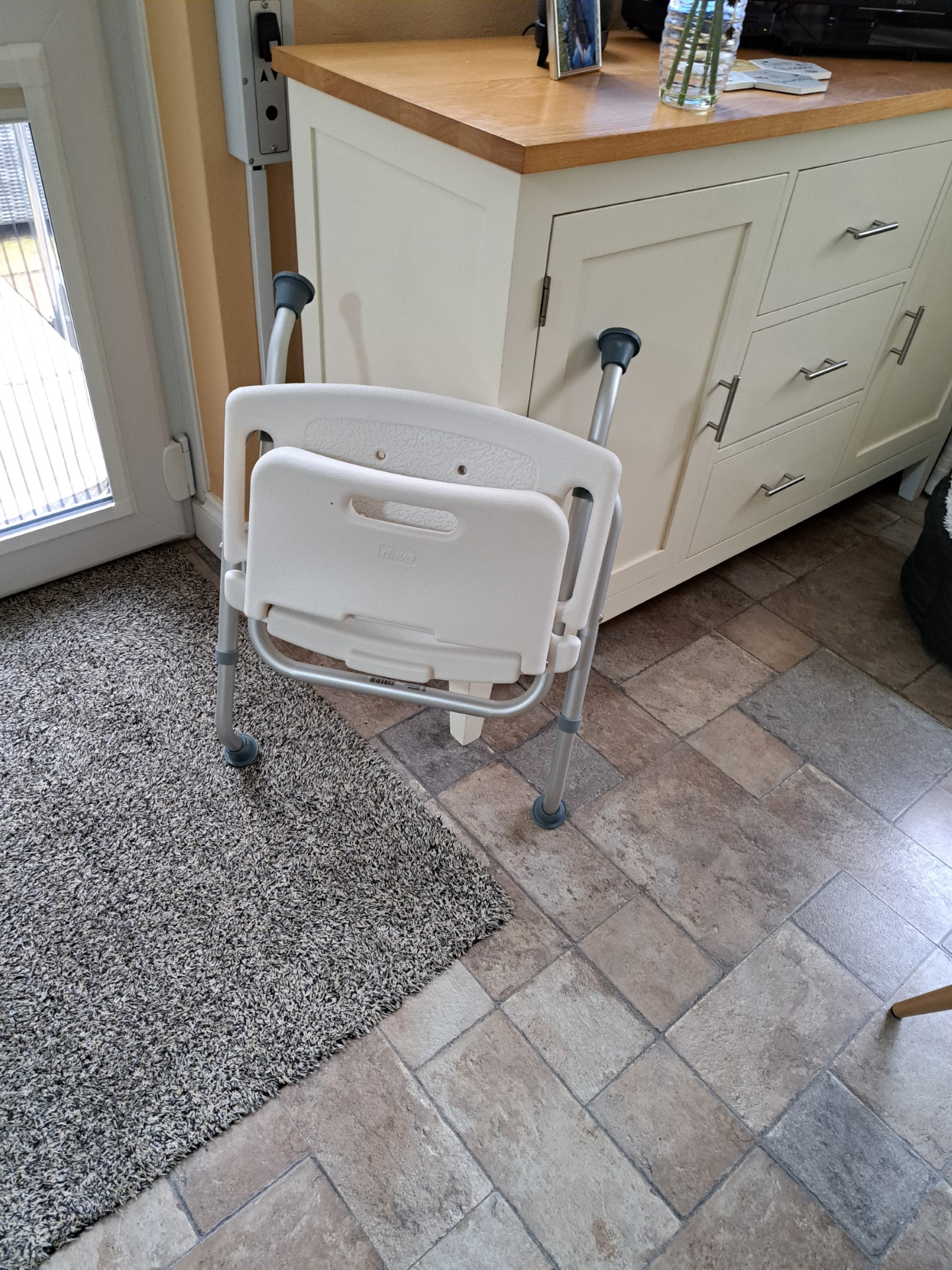 Odyssy folding shower chair