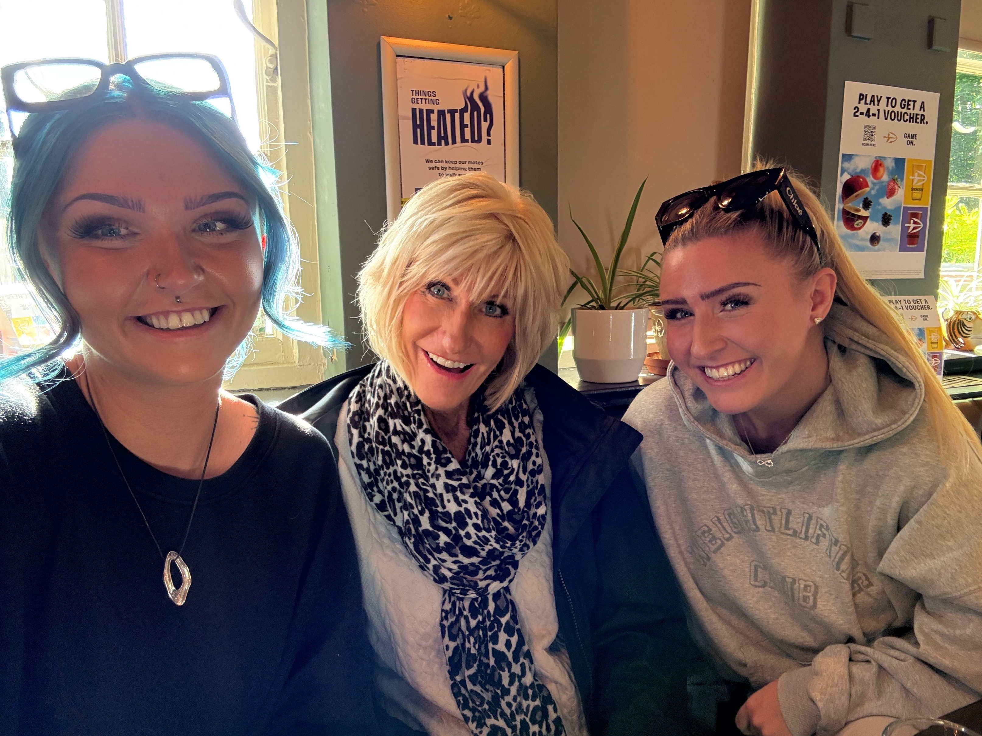L - R, Frankie, Hayley and Courtney our at a restaurant 