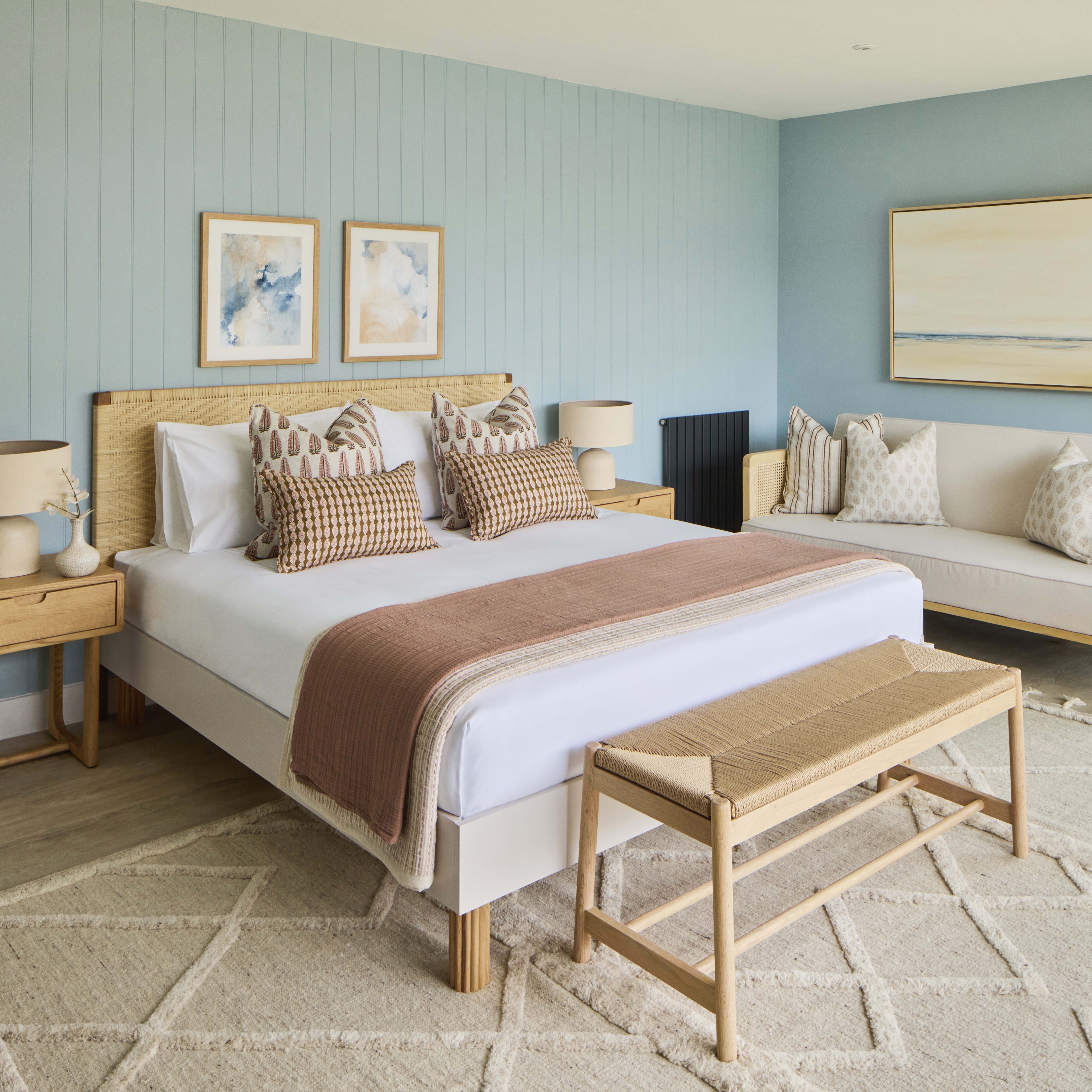 Omaze house bedroom