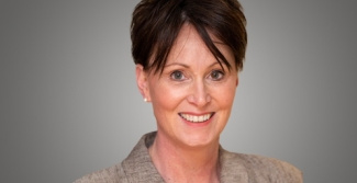 Tanya Curry Headshot